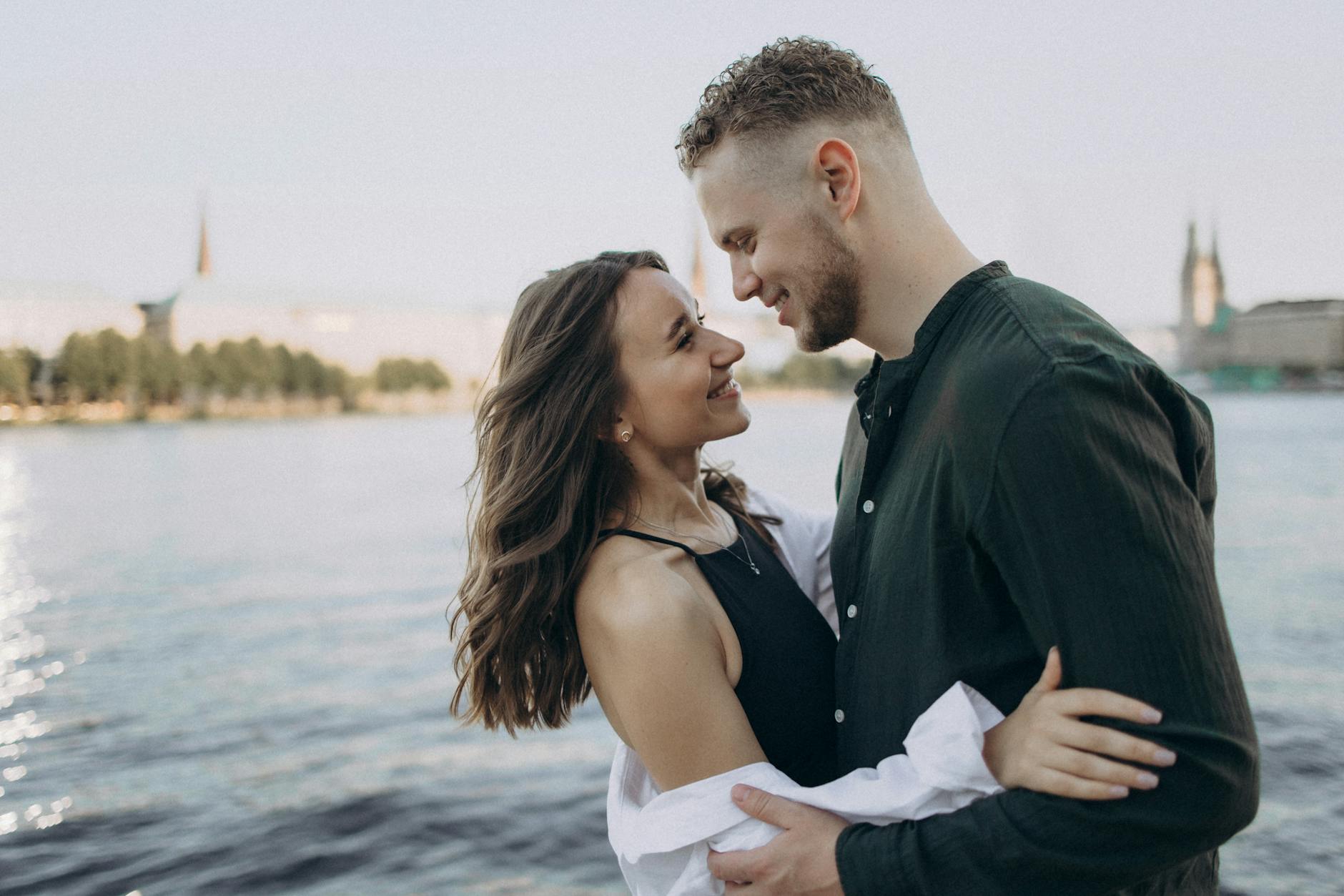 Von München bis Hamburg: In welchen deutschen Städten ist die Dating-Szene am lebendigsten?